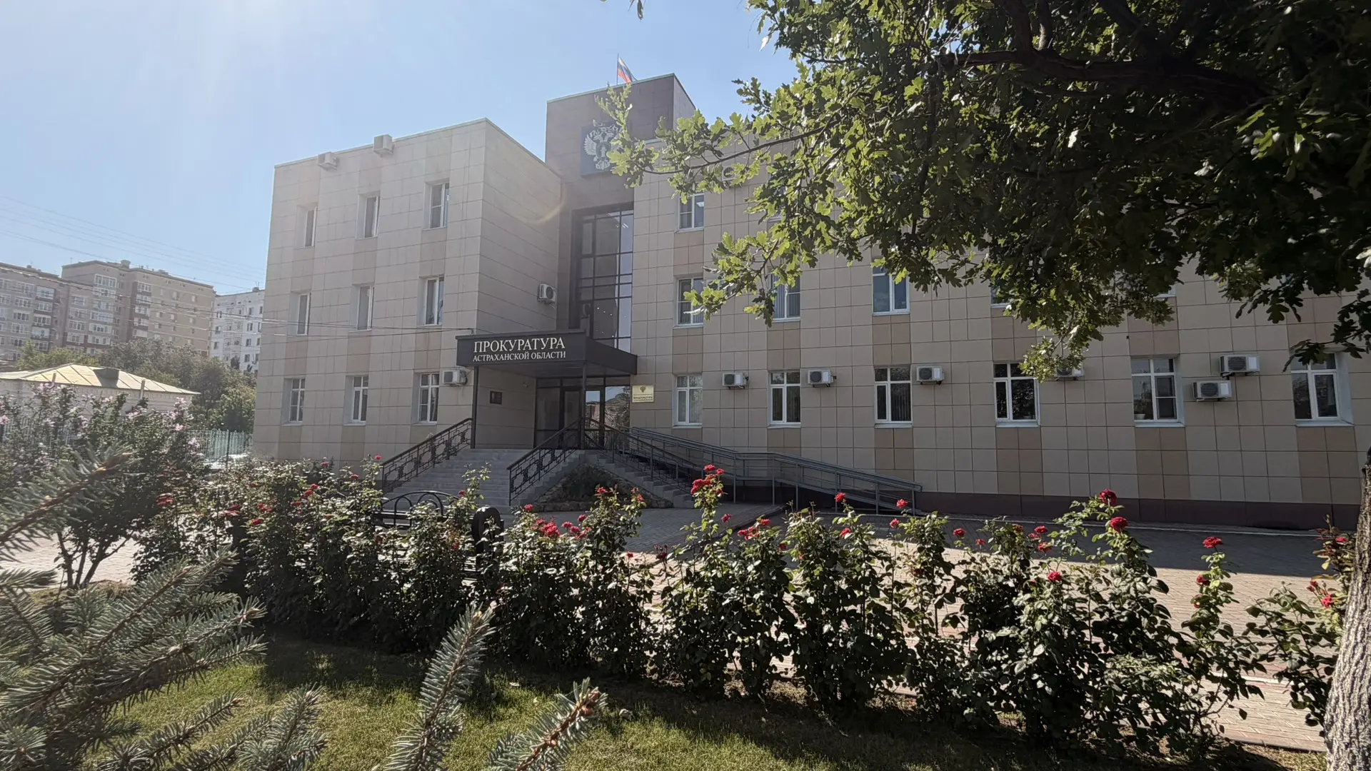 ⚡️Прокуратура добилась ужесточения: астраханца, задолжавшего алименты за 5 месяцев, отп...