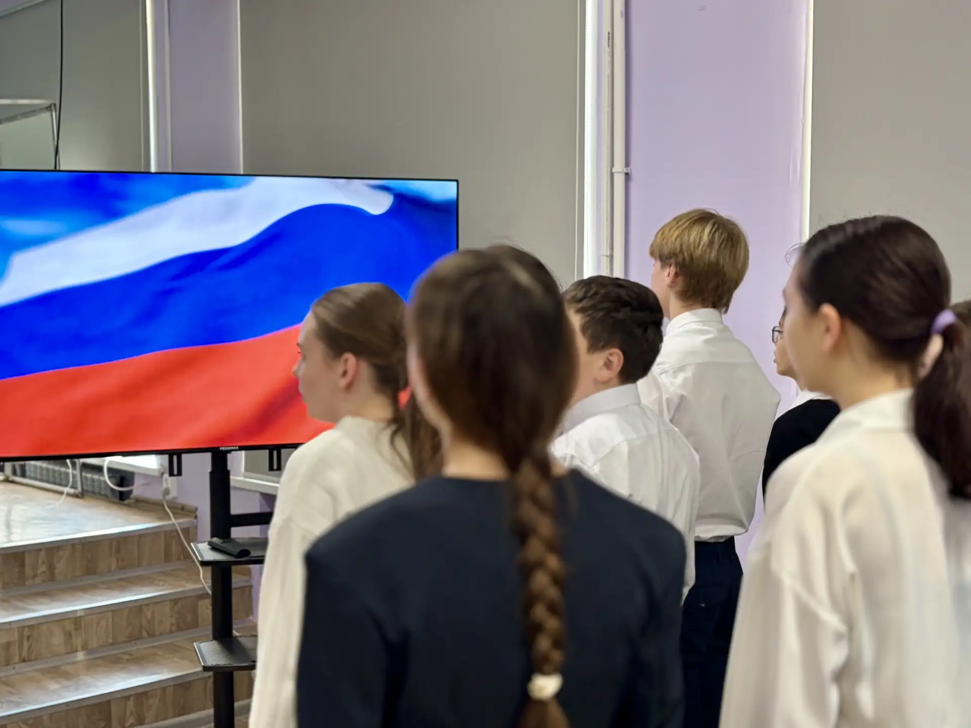12 октября в рамках занятия «Разговоры о важном» в школе №1 затронули тему, актуальную ...