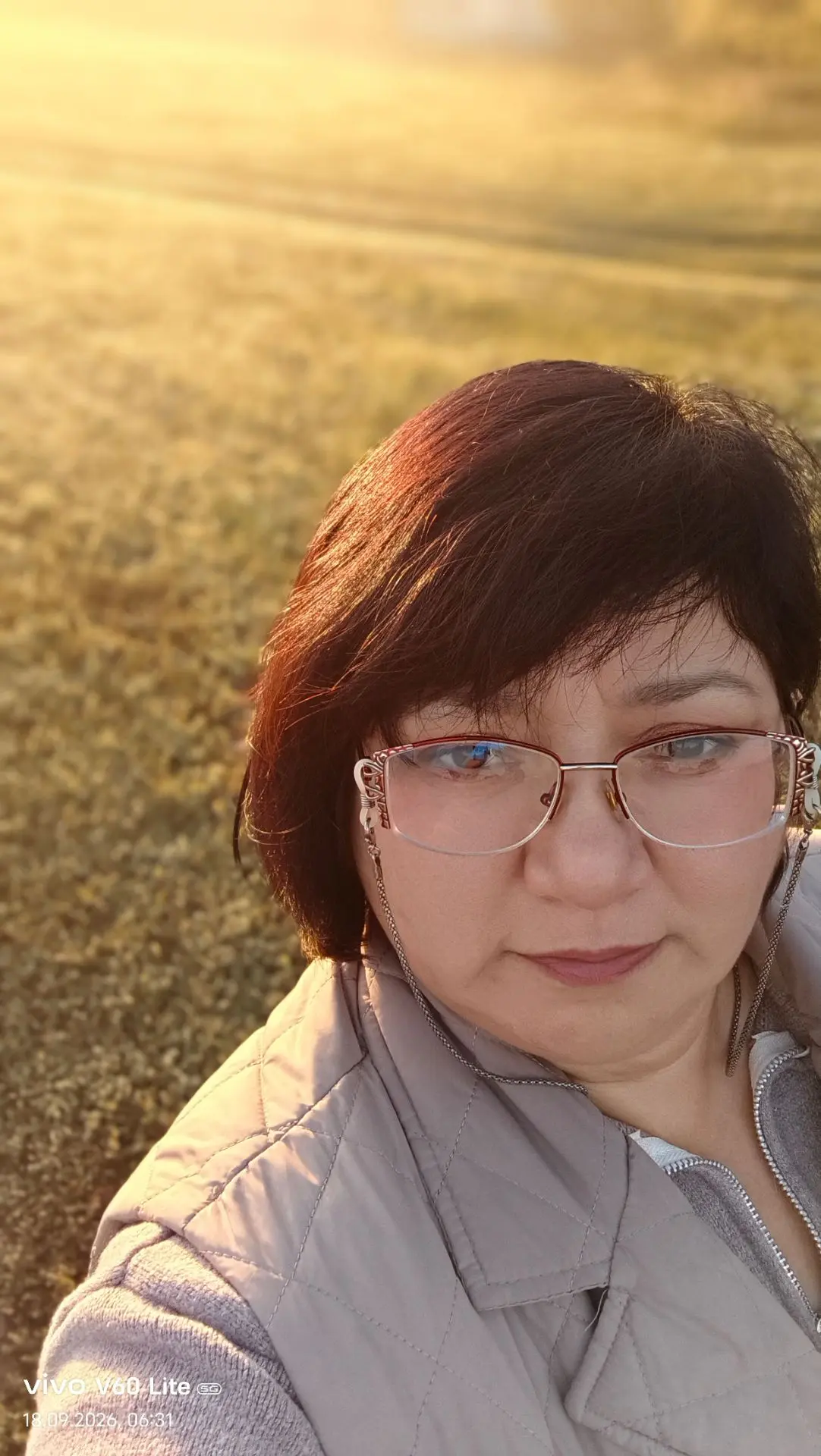 — Если я дам тебе всё, что ты пожелаешь, там, откуда ты уехала. Вернешься?