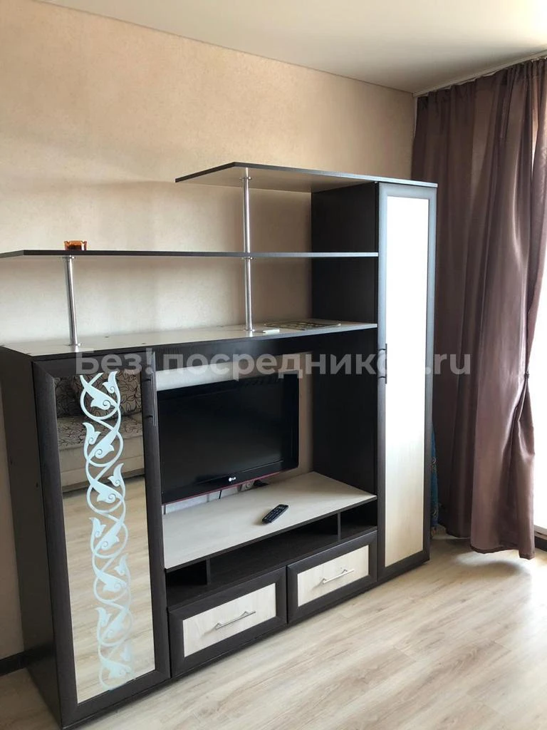 Сдам без посредников: 1-комнатная квартира, 45м²