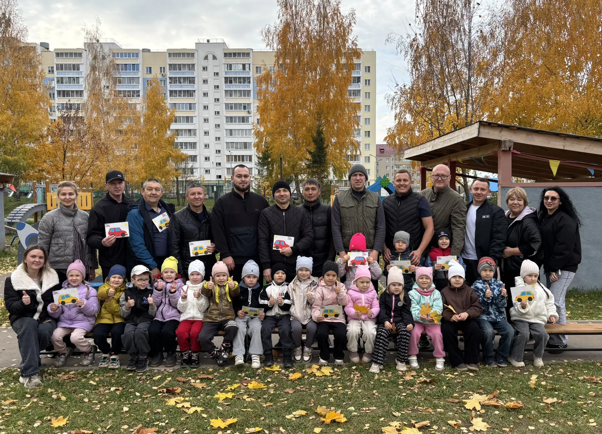 Тепло сердец для главных героев: как в средней группе № 8 отметили День отца
