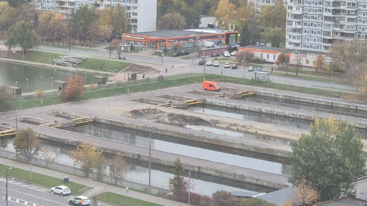 🏗️ У Братеевского пруда заметили стройку
