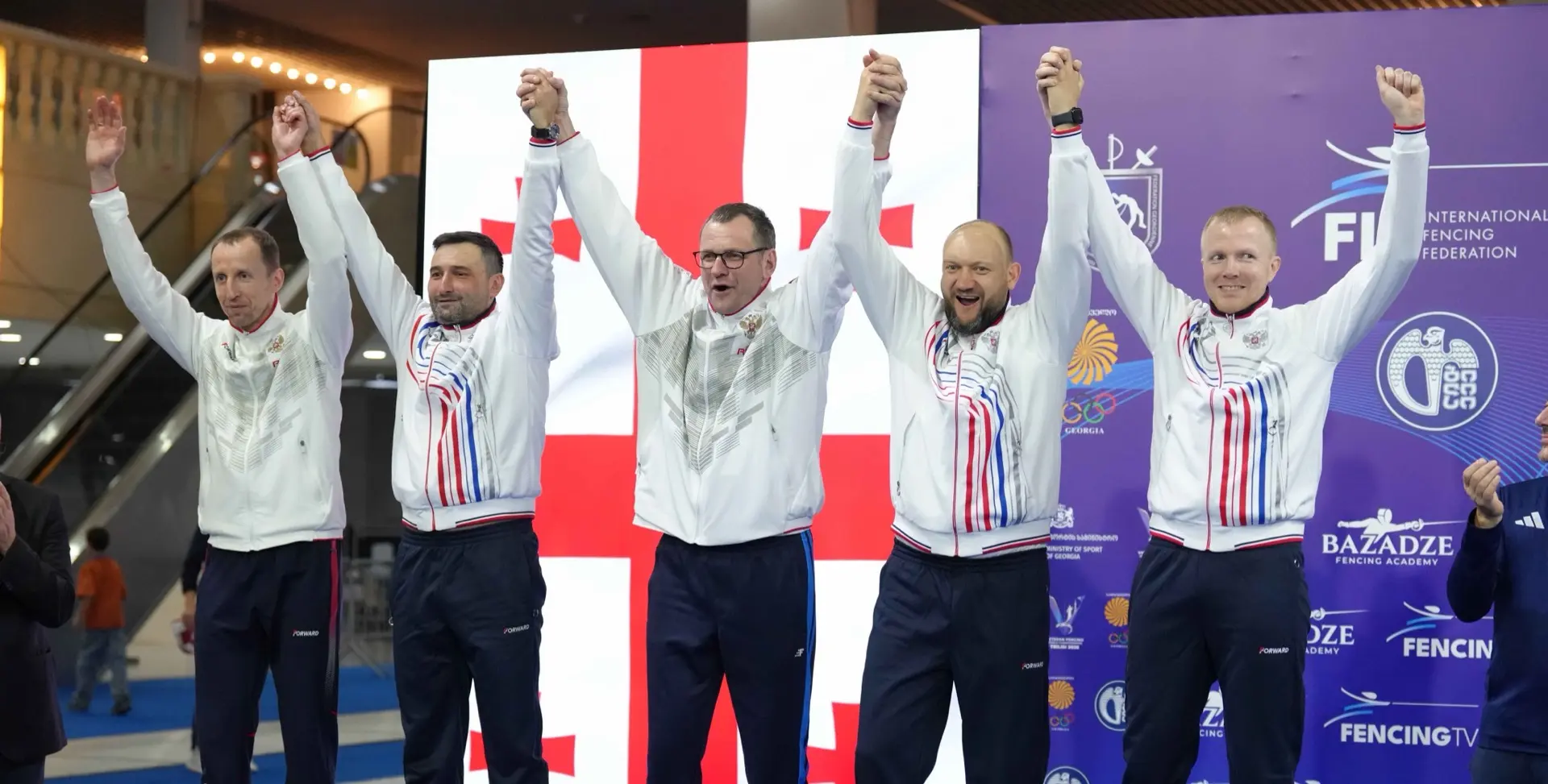 Российские шпажисты завоевали «серебро» чемпионата мира среди ветеранов! 🇷🇺🥈🥈🥈🥈🥈...