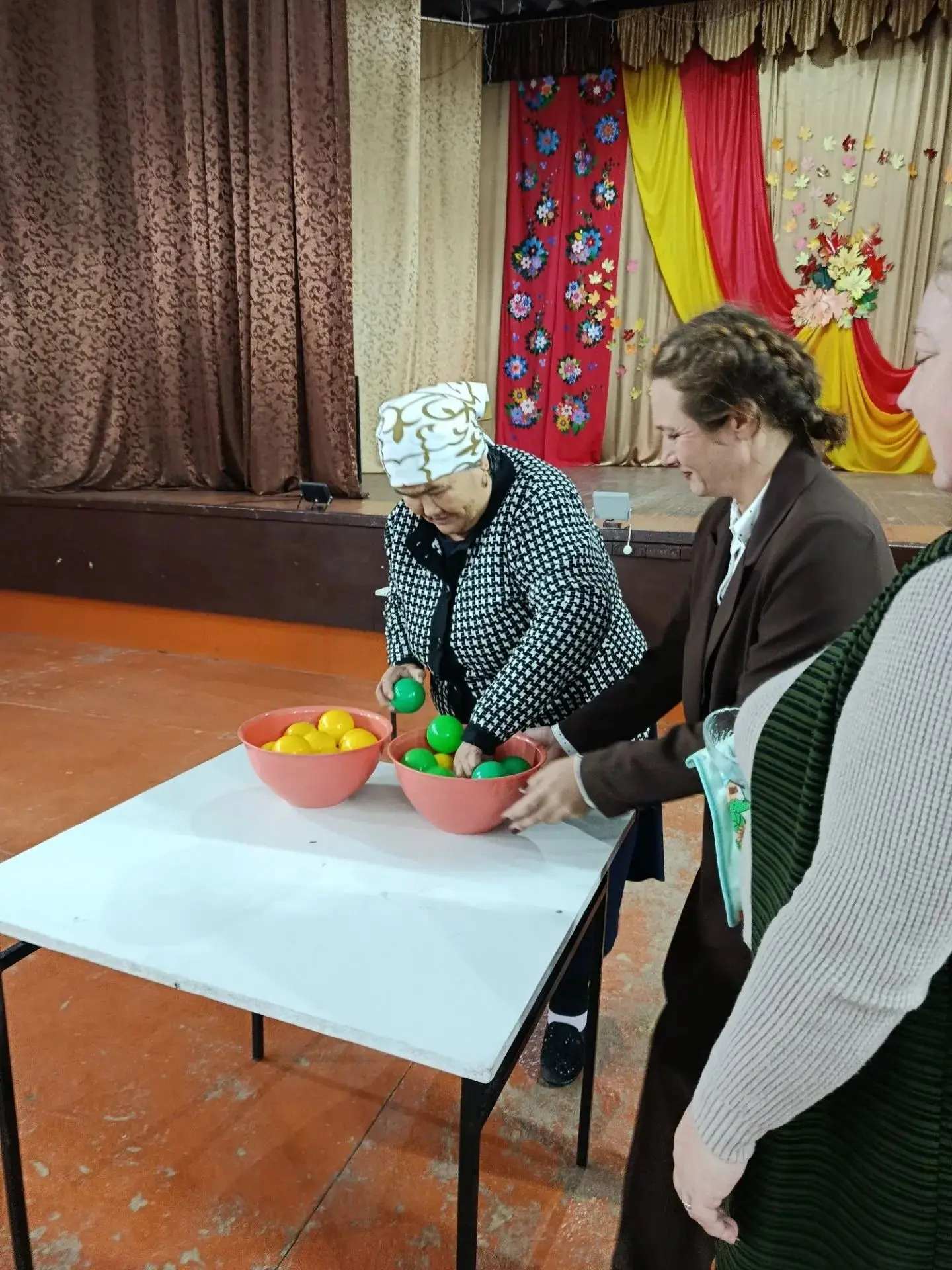«Пусть осень жизни будет золотой!» Первая декада октября в Москаленском районе прошла п...