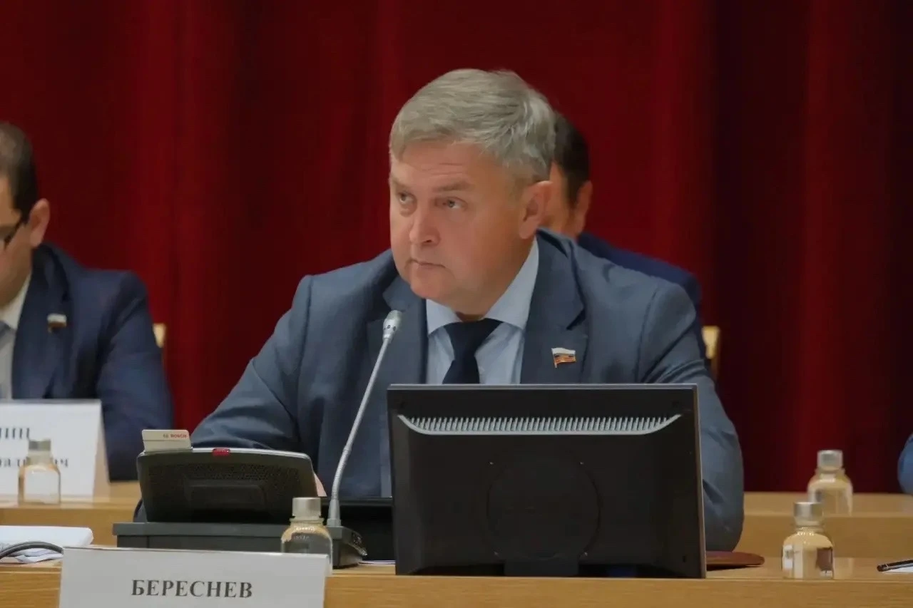 Спикер ОЗС, член «Единой России» Роман Береснев, комментируя послание губернатора Алекс...