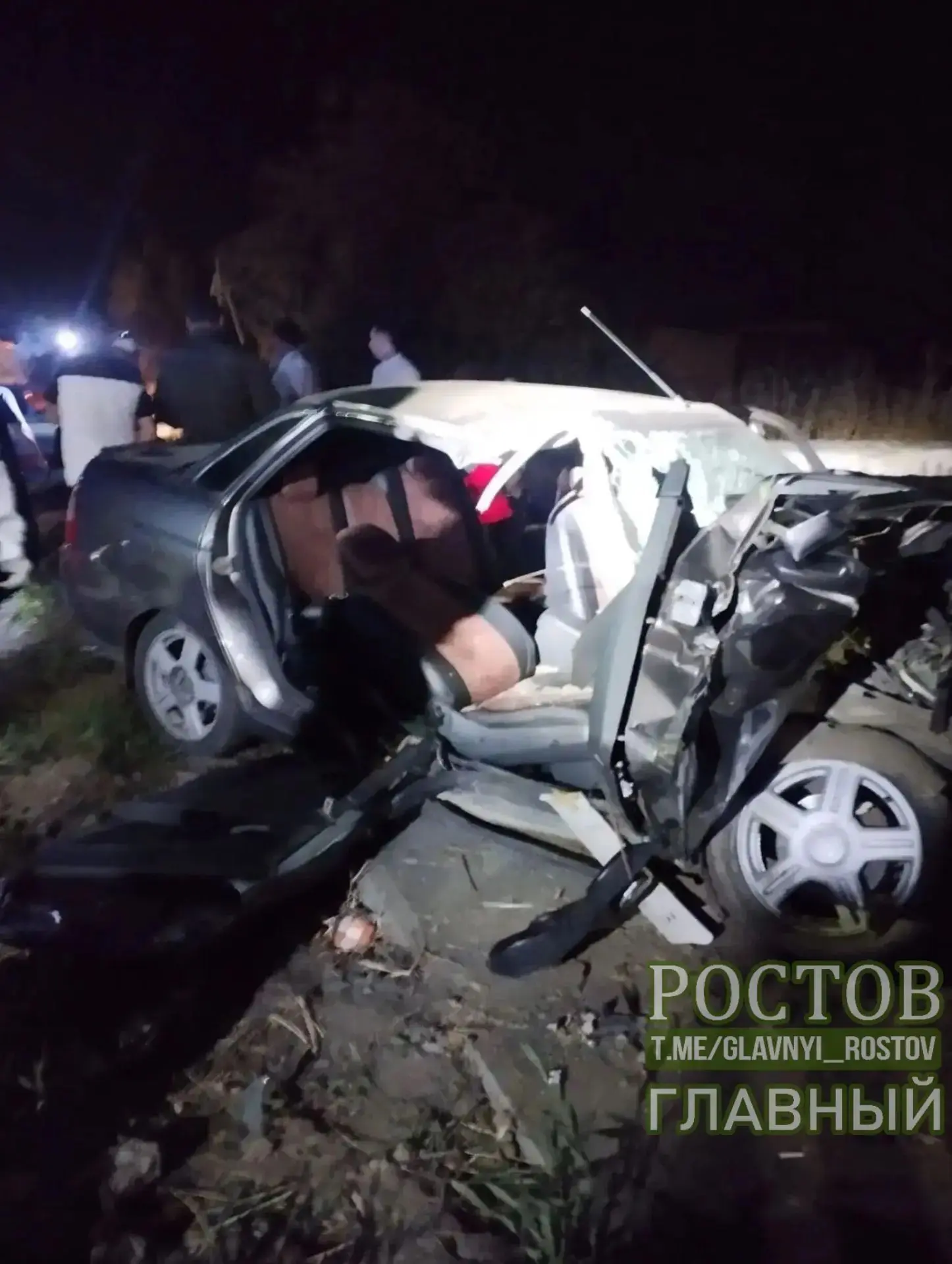 ⚠️ Три человека оказались в больнице после ДТП, где автомобиль врезался в теплоцентраль...