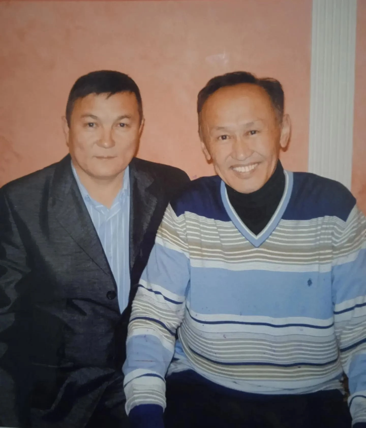 Үлзы утас. Болбосорол. Сэхэ дамжуулга.