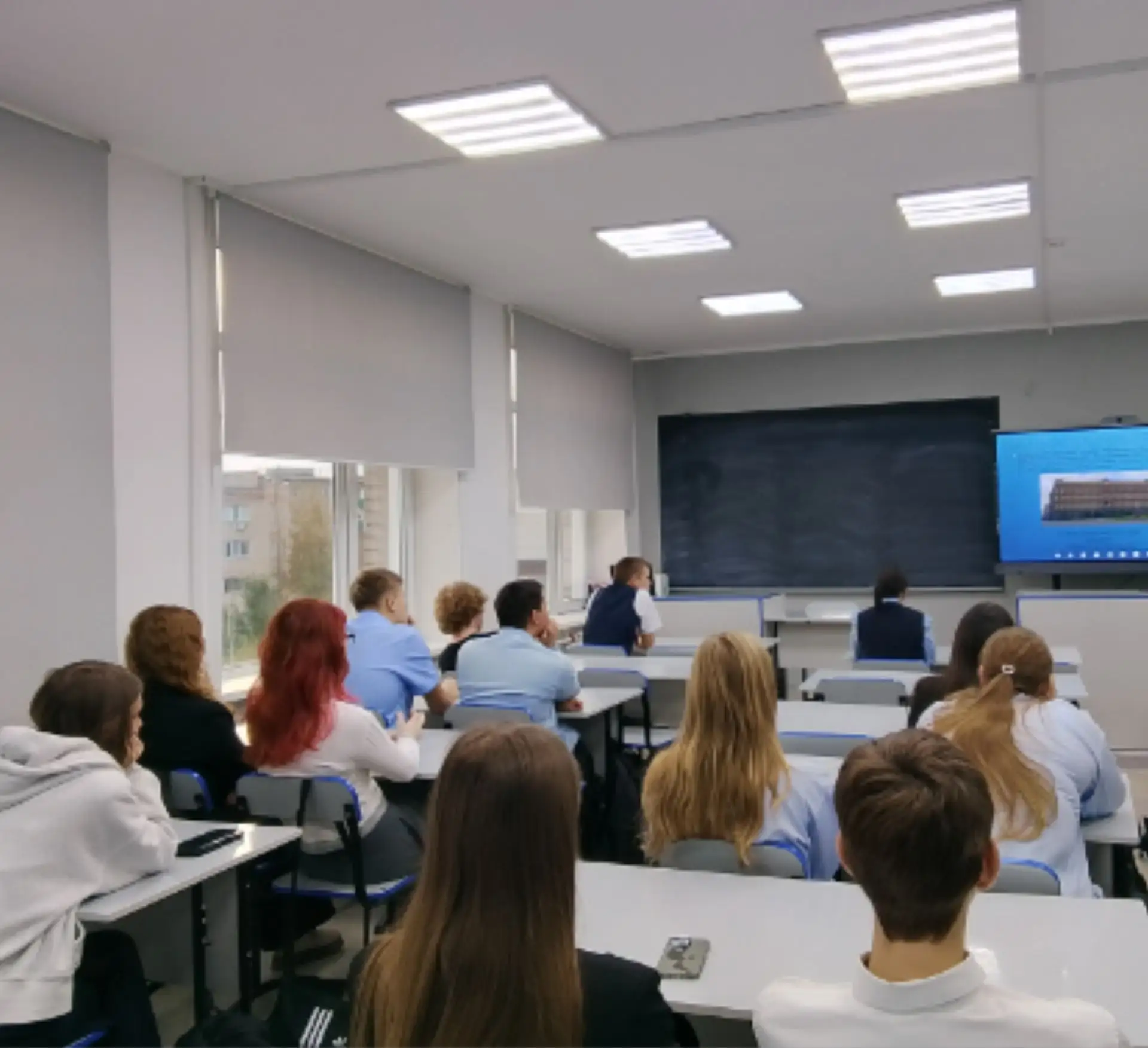 🚨 Профориентация: встреча 11 классов с сотрудниками ФСБ и пограничных органов