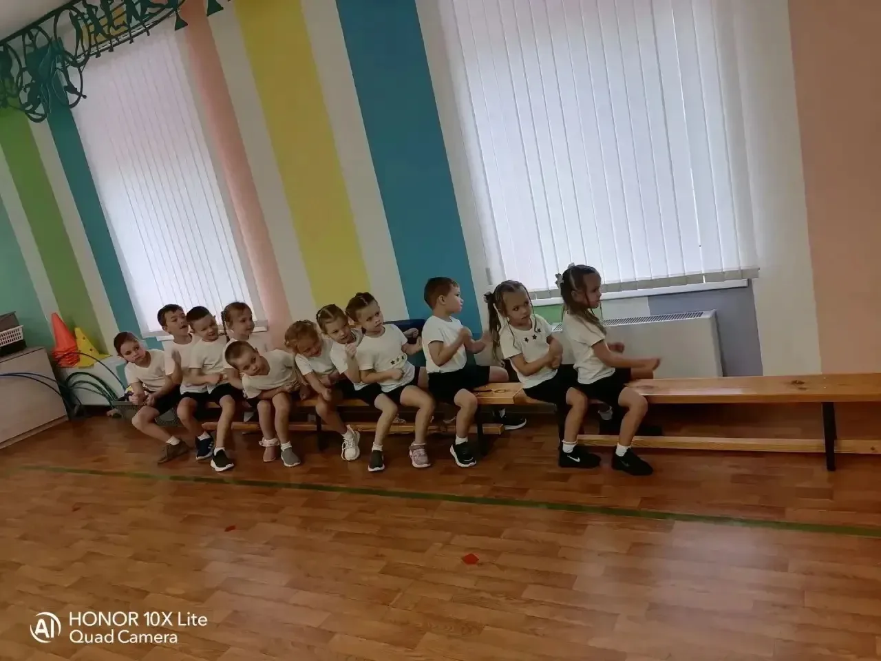 В МОУ «СОШ №64» детский сад «Галактика»