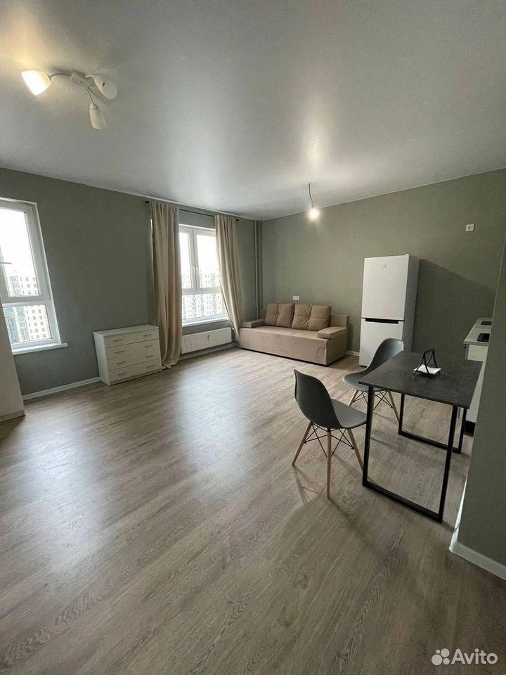Сдам без посредников: студия, 32м²