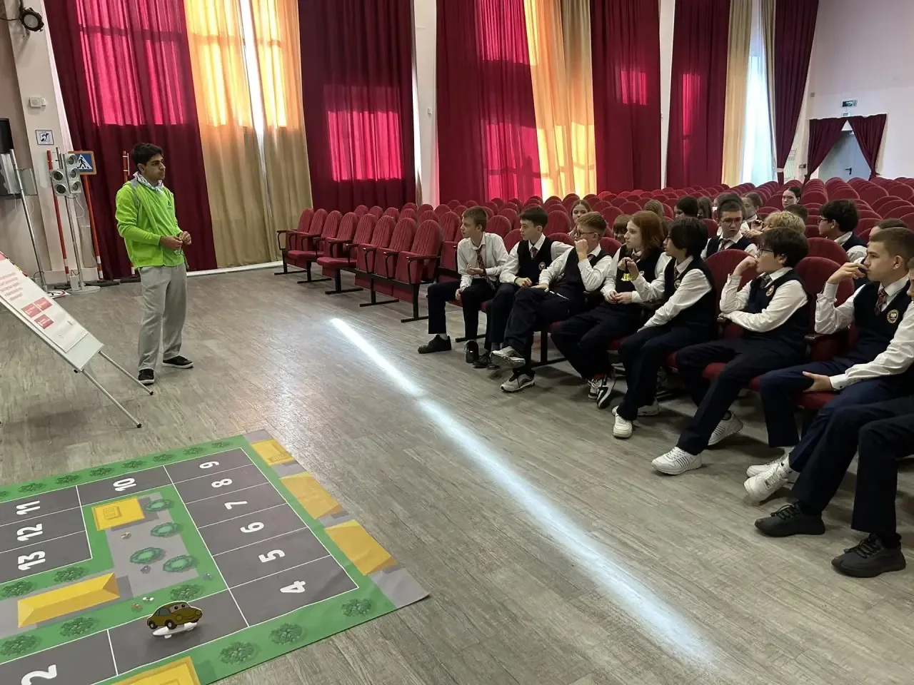 🚦 Единый день безопасности в Лицее №1: учимся быть заметными и осторожными! 🚦