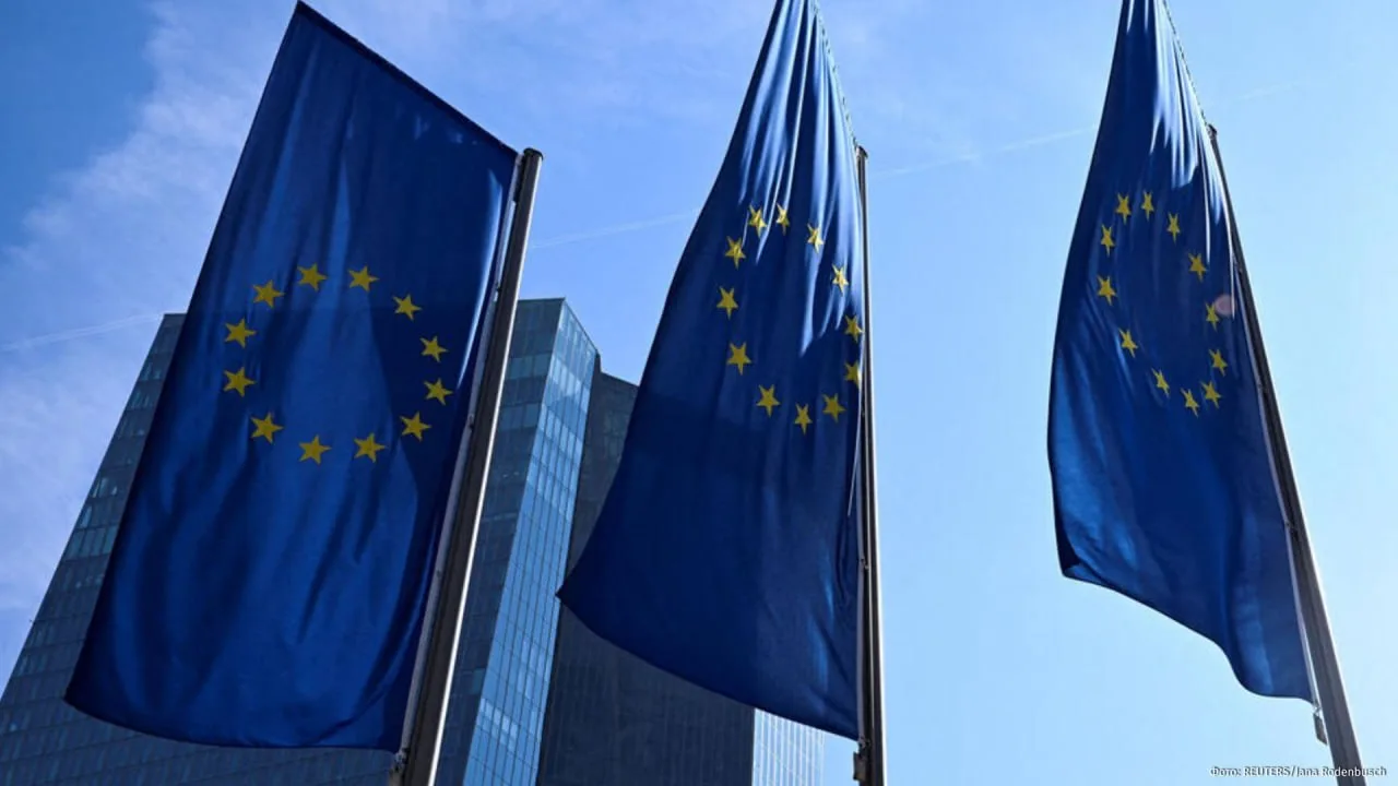 ЕС на этой неделе выделит Украине дополнительное финансирование на беспилотники и ракет...