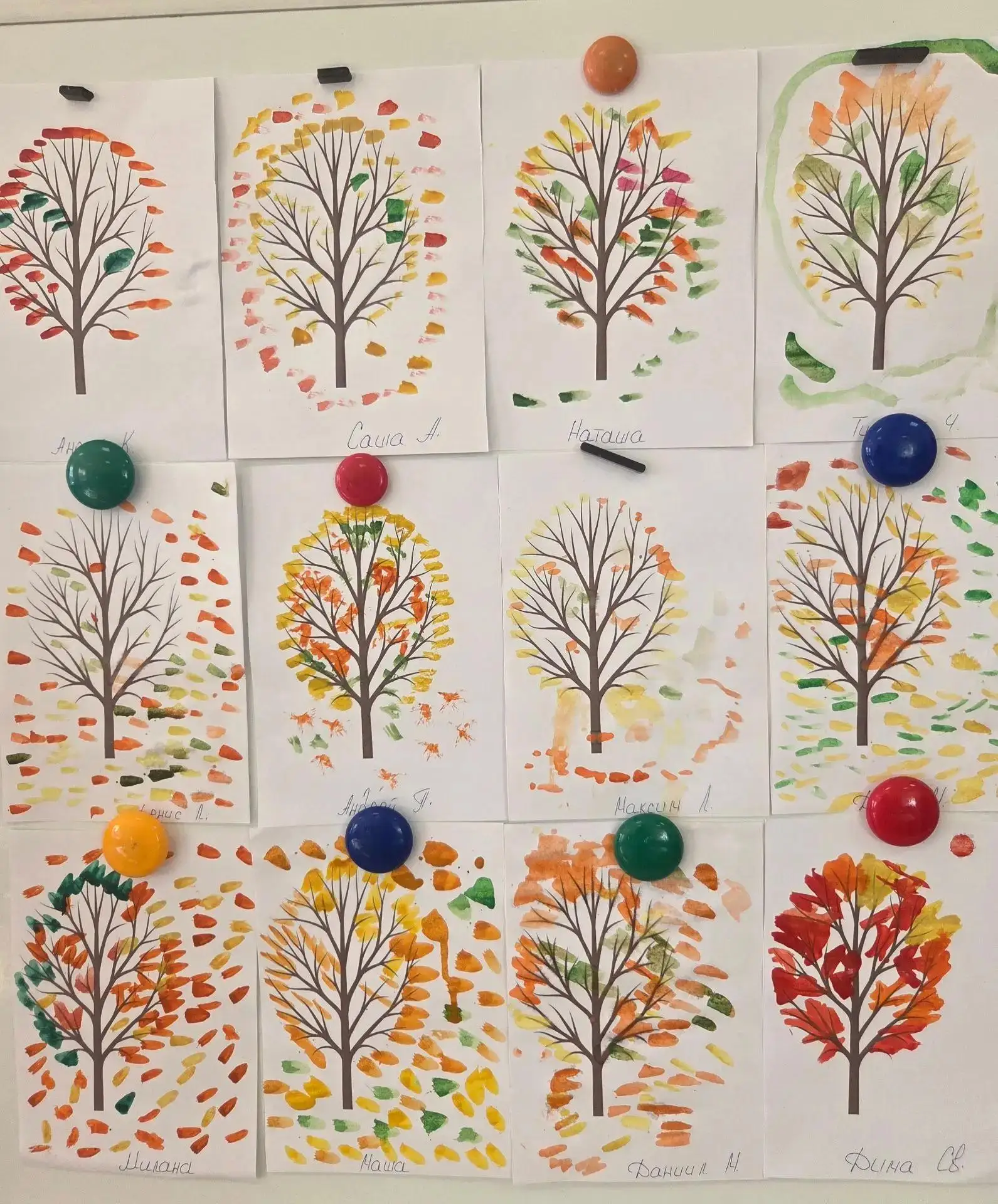 🍂 «Падают, падают листья…» — именно под эти строчки в группе «Почемучки» творили насто...