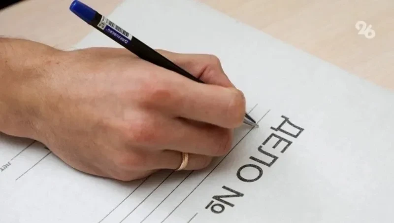 🚨 В Будённовске бывшего пристава и двух местных жителей обвинили в хищении 175 тыс. ру...