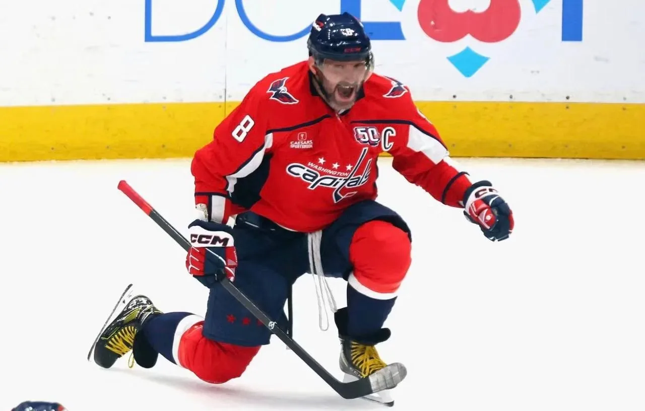 Александр Овечкин остаётся в «Вашингтоне» на ещё один год! 🏒 Капитан подписал новый ко...
