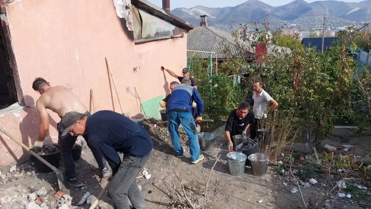 🔸Сегодня, 14 октября, добровольцы, сотрудники администрации и сотрудники предприятий в...