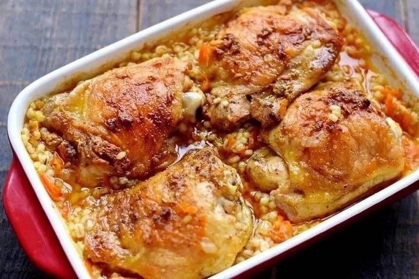 Перловка с курицей в духовке.