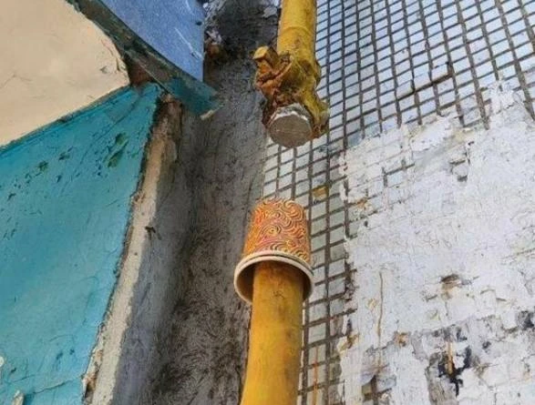 «Нам приказали» - газовая служба отключила еще один дом от газа.
