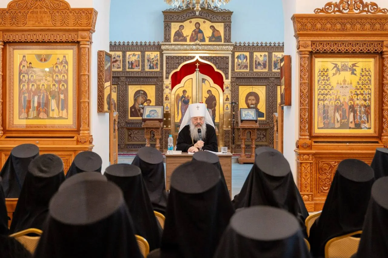 📰 Митрополит Кирилл возглавил ежегодную монашескую конференцию в Свияжском Успенском м...