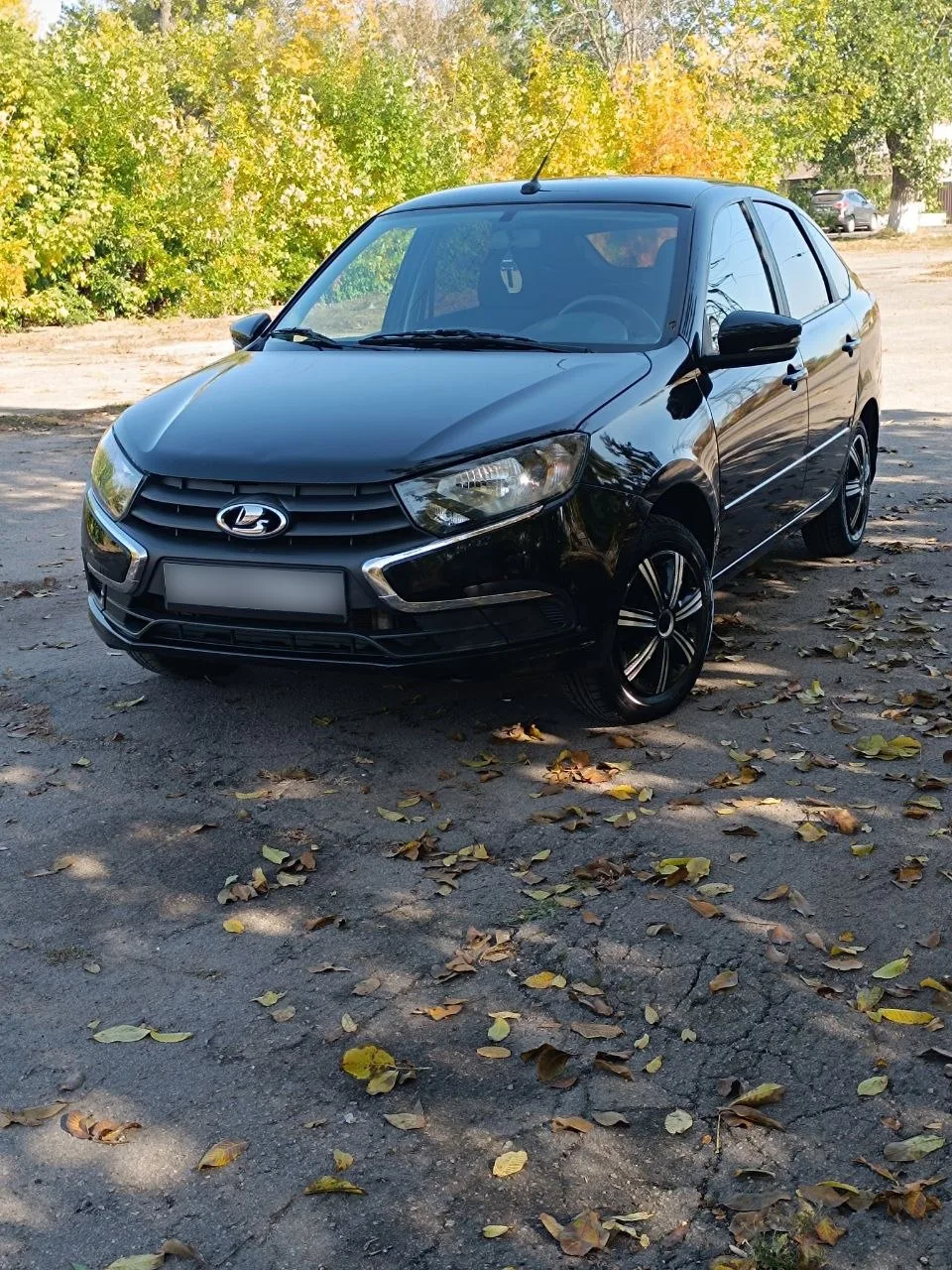 Продам Lada Granta 2023, 1.6 л, бензин + газ, б/у, 35 000 км, 790 000 руб.