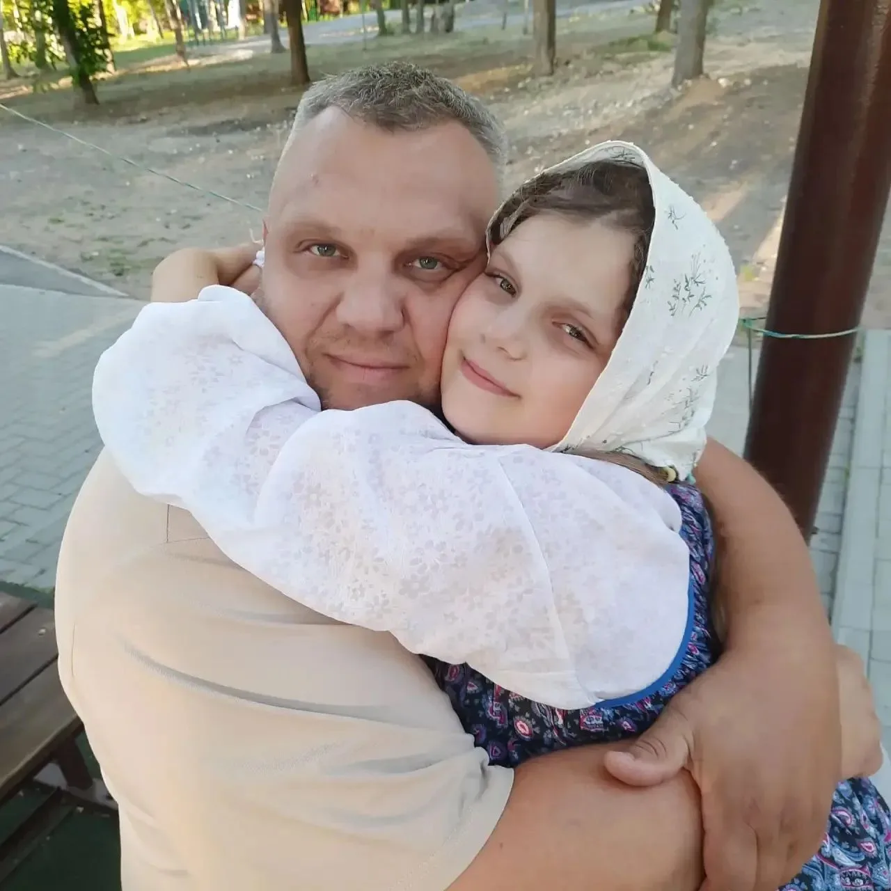 Степанова Елизавета, 5 а класс,  вместе со своим папой  принимают участие в фото челлен...