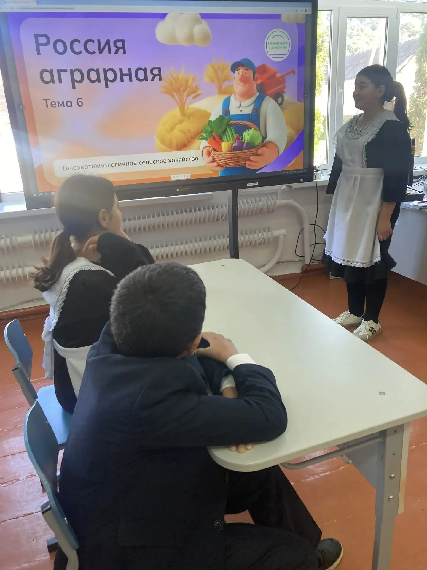 Сегодня, 8 октября, для учащихся 6–10 классов средней школы села Хасаут -Греческого сос...