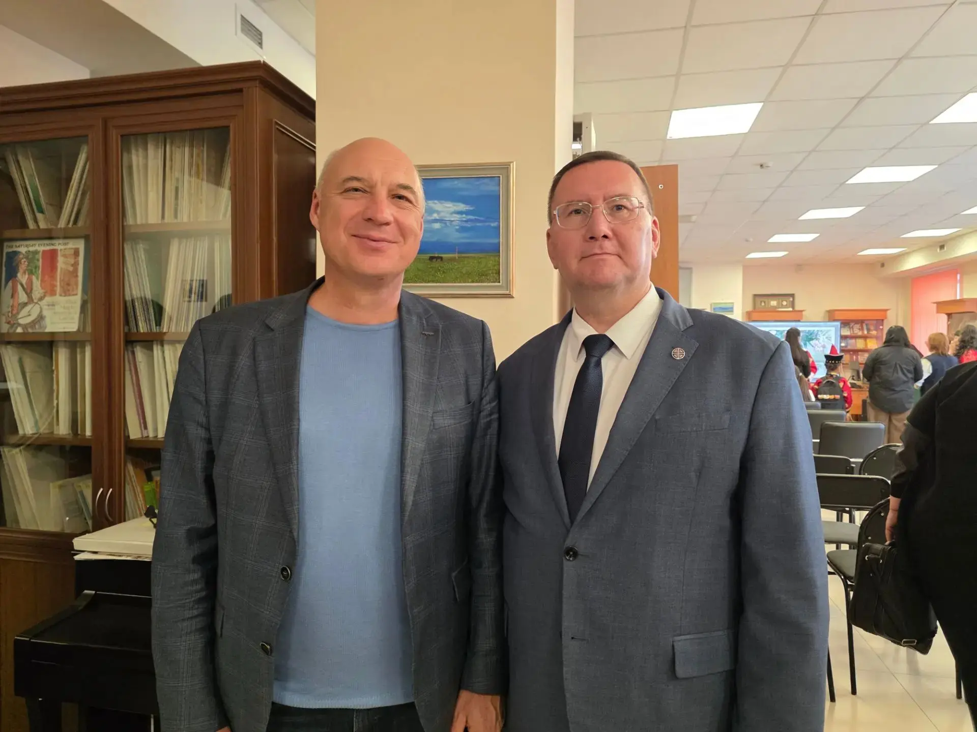 Друзья! В рамках XXXI Книжного салона у нас состоялась важная и теплая встреча.