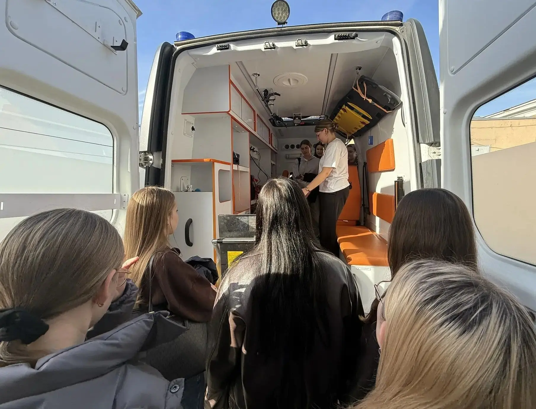 Экскурсия на станцию скорой медицинской помощи
