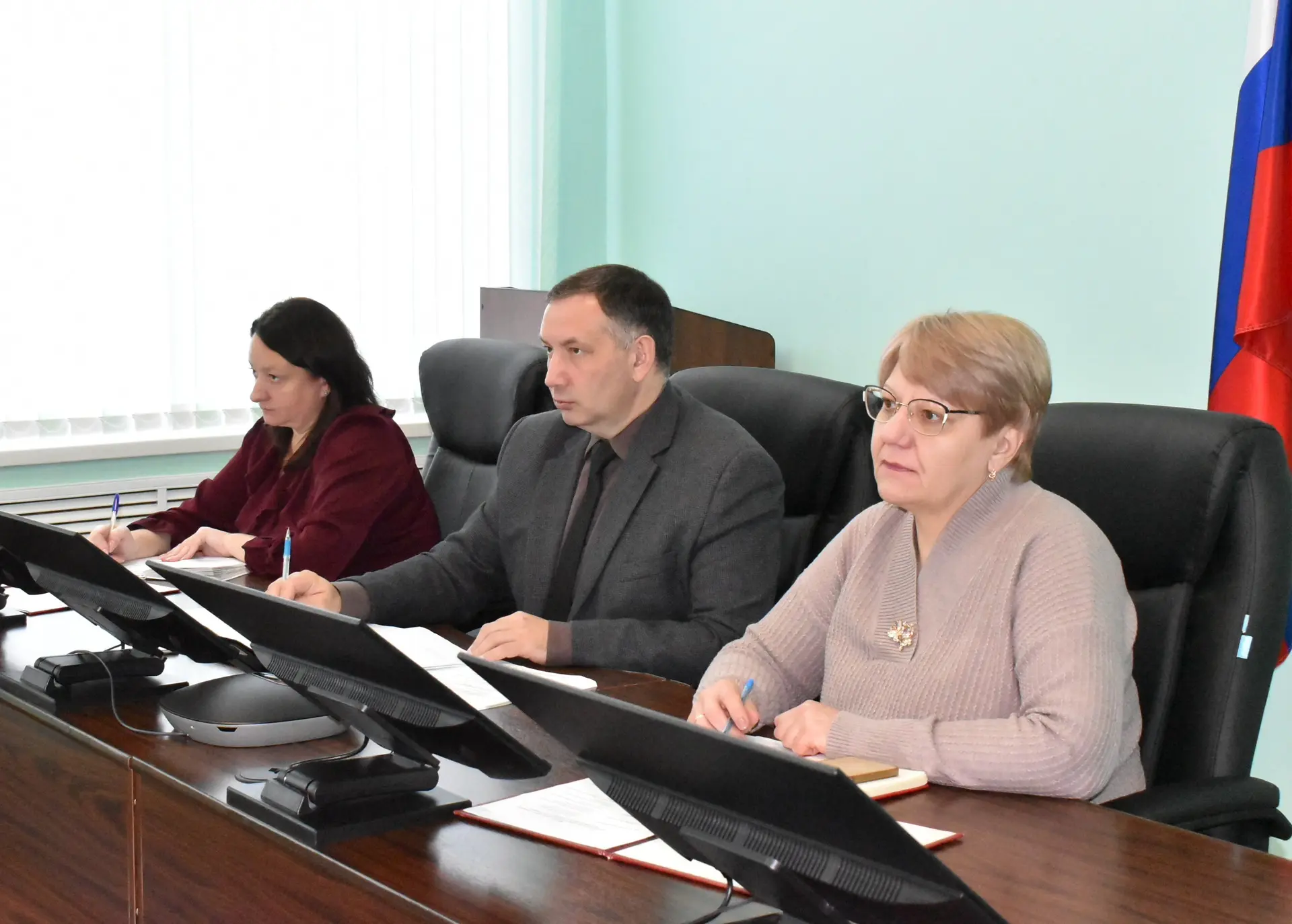 Сегодня провел постоянно действующее совещание с начальниками отделов администрации Рти...