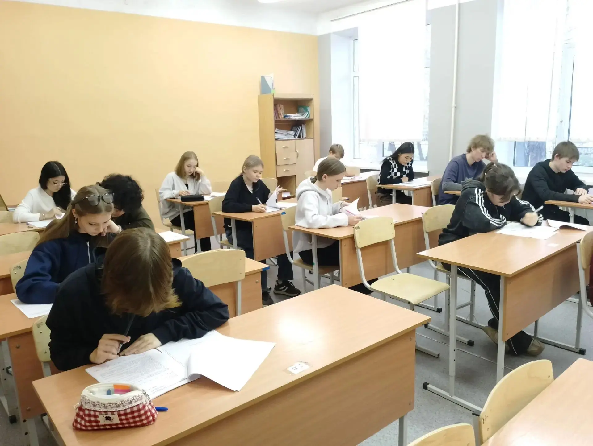 В нашей школе продолжается марафон знаний — школьный этап ВсОШ. И даже когда в расписан...