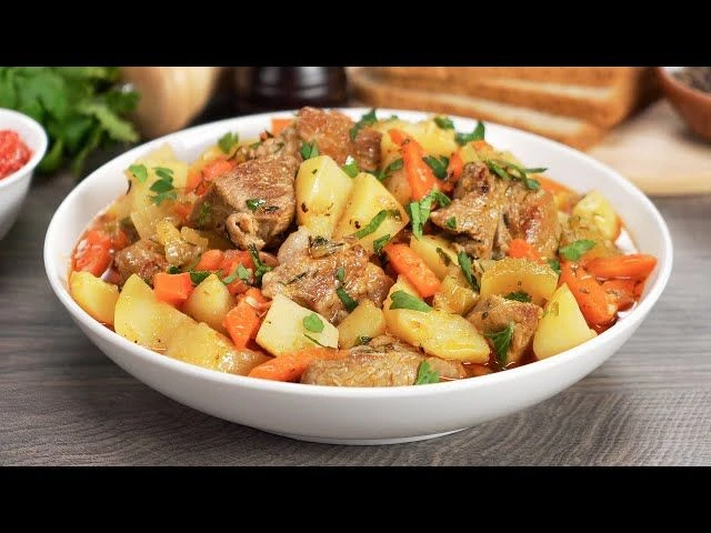 🍲 ЦАРСКИЙ ВОСКРЕСНЫЙ УЖИН ОТ «ЛЕО»: РЕЦЕПТ ДЛЯ ЗНАТНЫХ СТАНИЧНИКОВ! 🌾🦁Ох, кумушки-го...