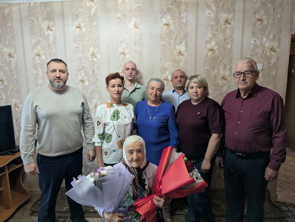 Целый век — целая эпоха