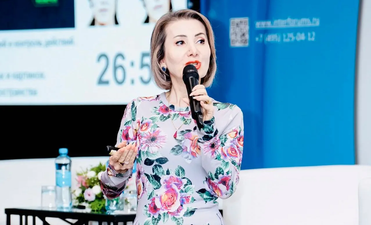 🧠 Интеллектуальный суверенитет: Мина Хачатрян представила опыт Русклимата по работе с ...