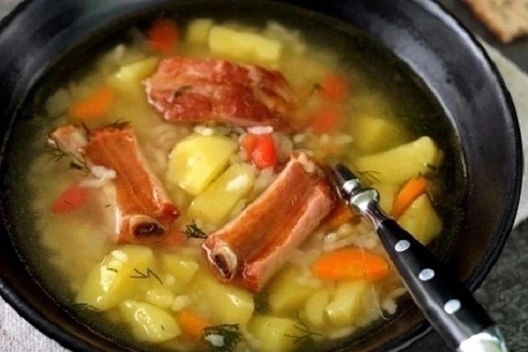 🍲РИСОВЫЙ СУП С КОПЧЕНЫМИ РЕБРЫШКАМИ