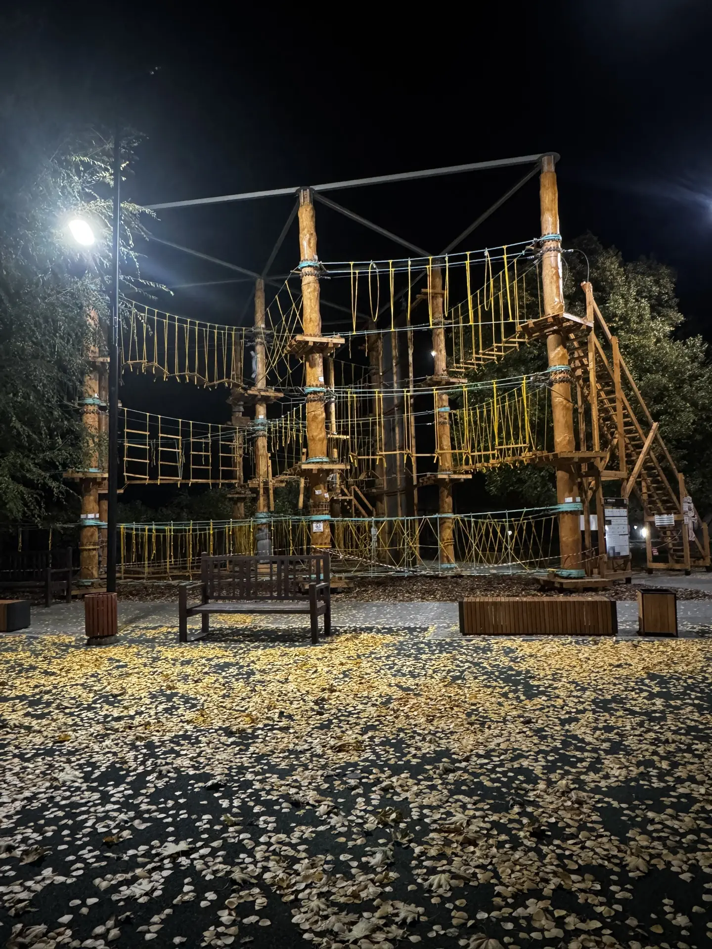 Ого🥺Какой веревочный парк возвели в Изумруде👏