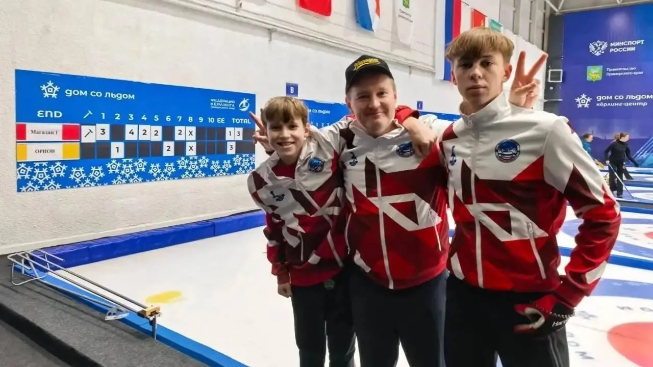 🥌 Наши кёрлингисты — серебряные призеры ДФО