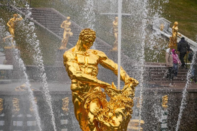 ⛲️ Фонтаны в Петергофе завершат работу 5 ноября