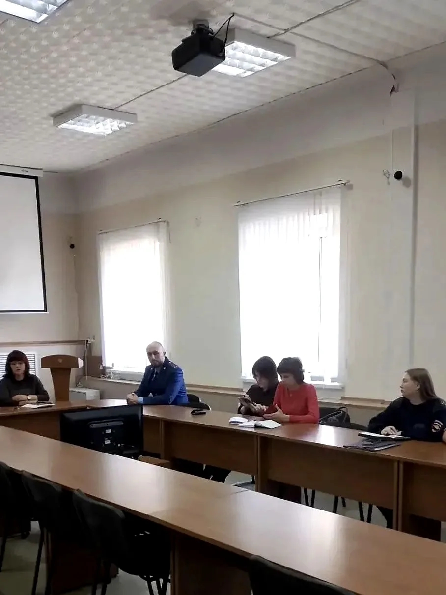 🚨 Помощник прокурора Сенгилеевского района Терехов И.О. принял участие в заседании ком...