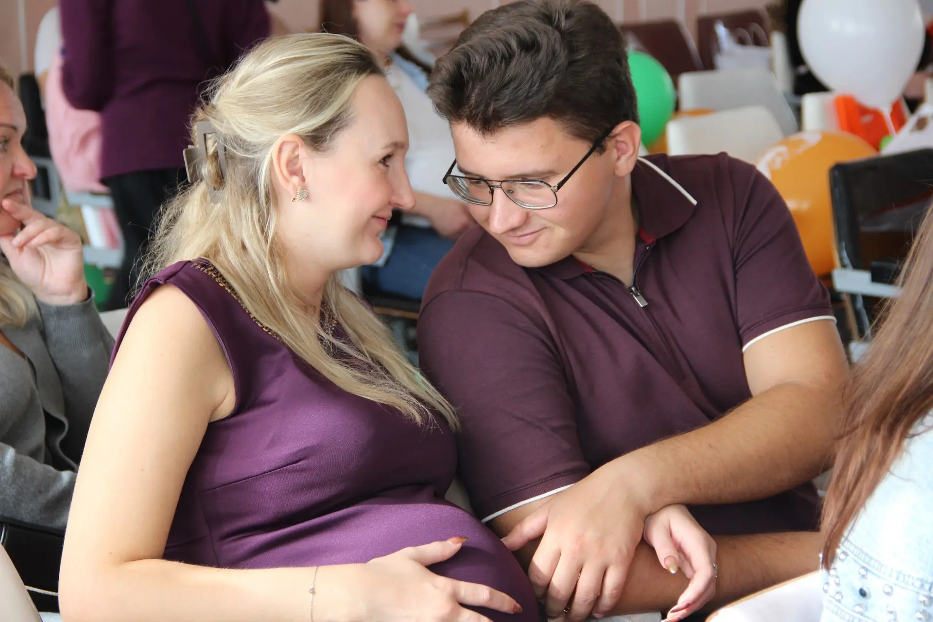 🤰 Две полоски? Поздравляем! Кажется, самый очаровательный малыш уже забронировал вас в...