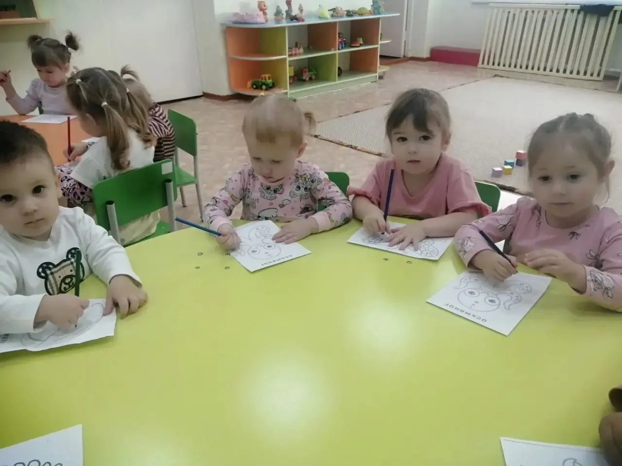🎨 Свободные игры: раскрашиваем и развиваемся!