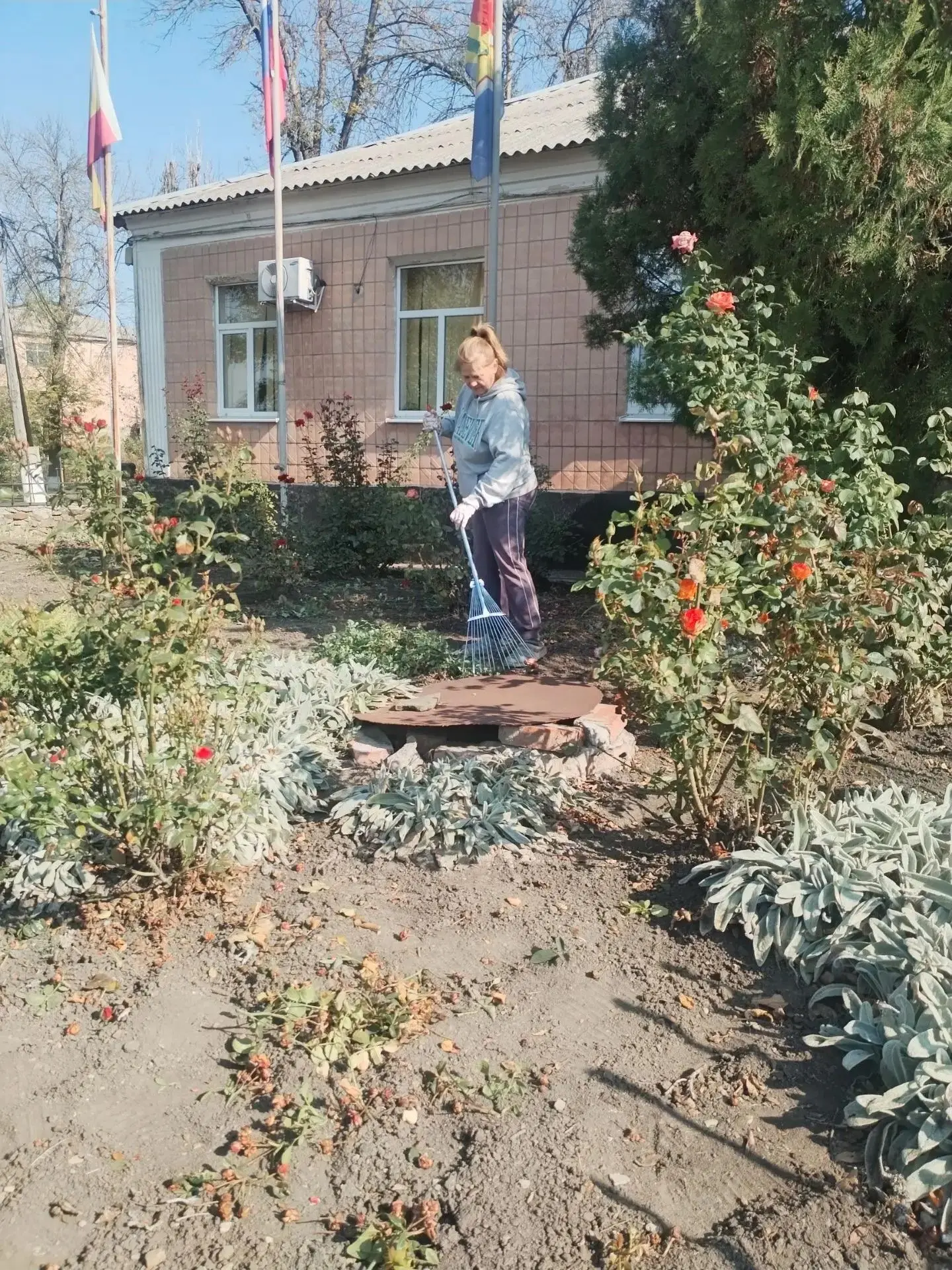 ОСЕННИЙ СУББОТНИК: чистые улицы, чистые сердца!