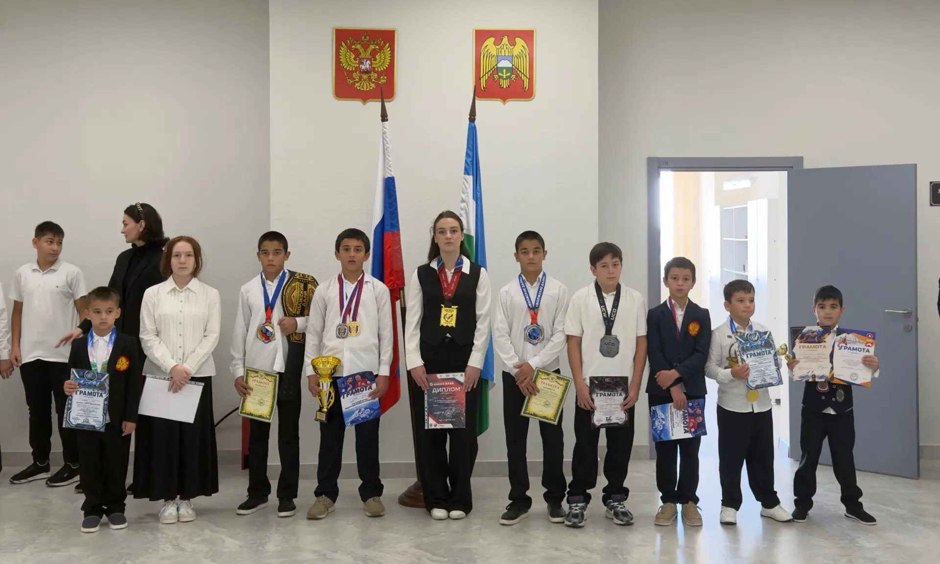 Сегодня награждаемых за успехи в спорте и творчестве было особенно много!