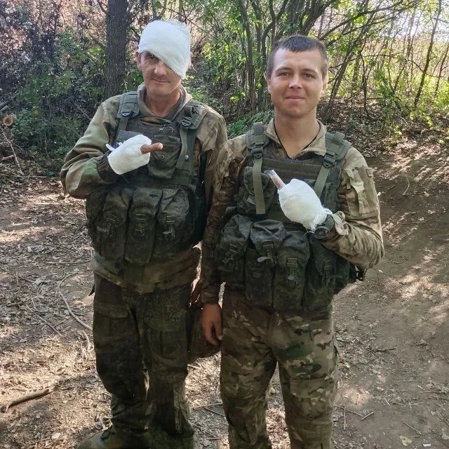Всем доброго вечера. Ищю родственников мужчина позывной Лис. Он вместе с моим мужем ушл...