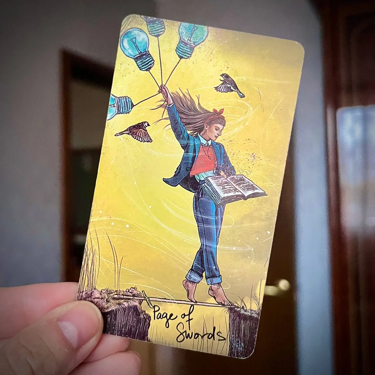 КАРТА ДНЯ — ПАЖ МЕЧЕЙ 😊из Таро Светлого Провидца