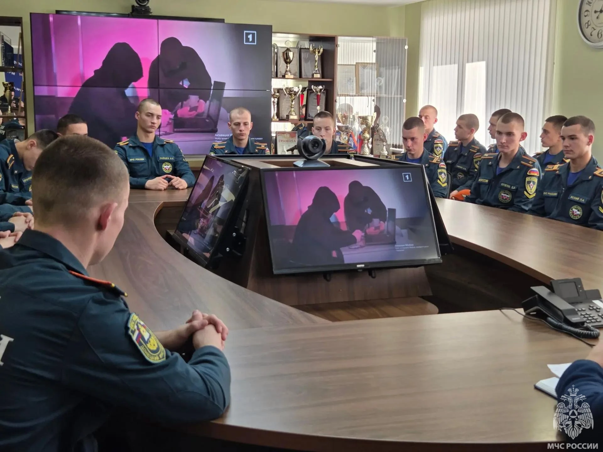 Кибербезопасность и закон: в Институте прошла профилактическая встреча с представителем...
