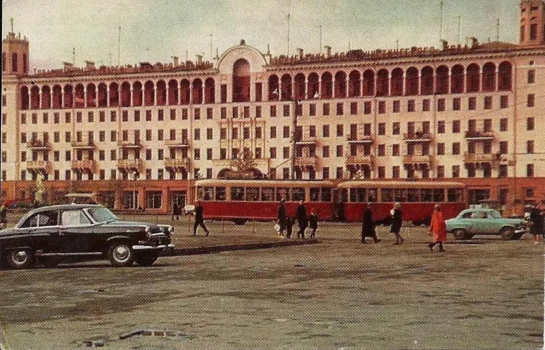 Ретро город ⏳