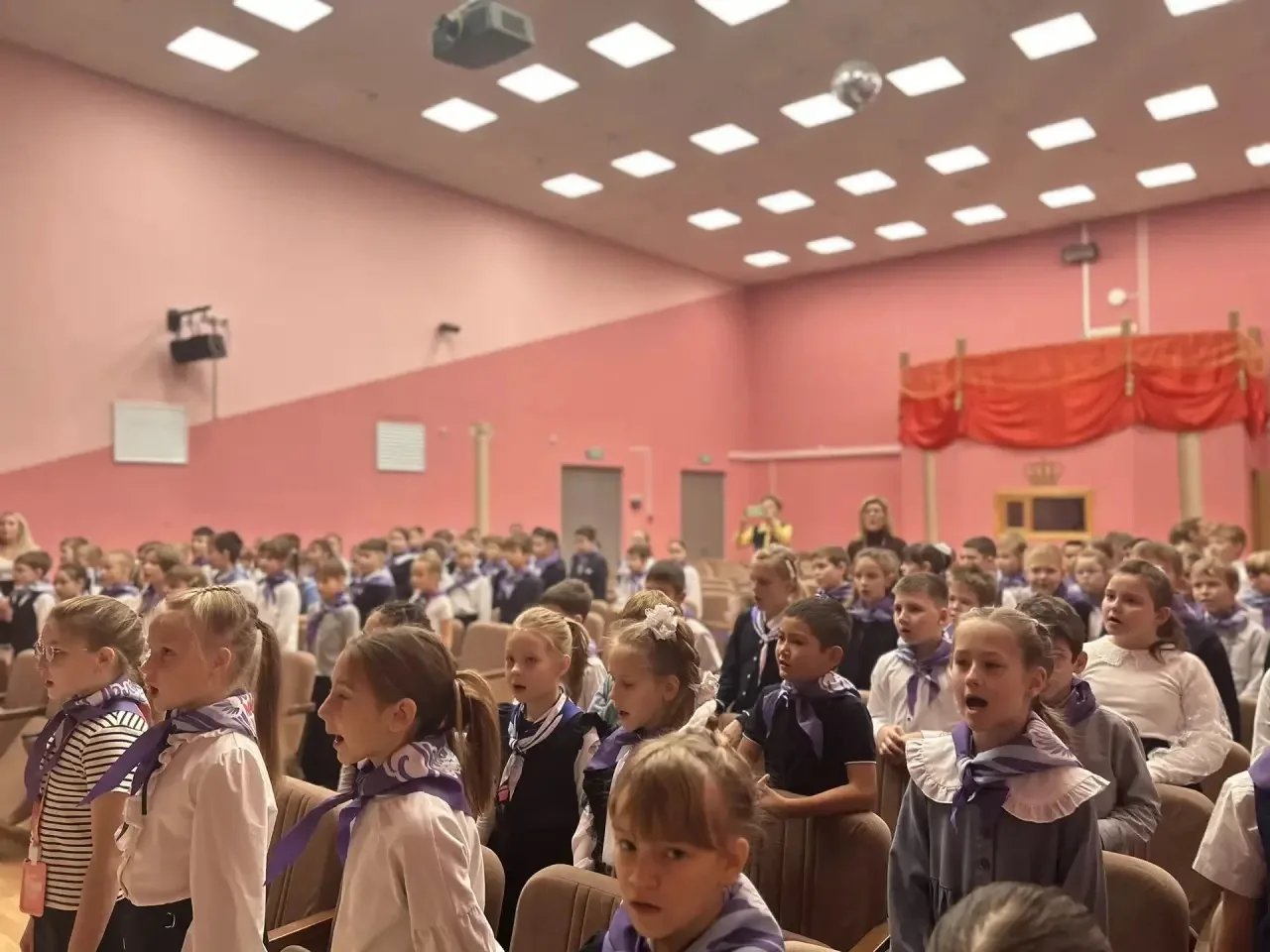 🇷🇺 Неделя начинается с главного