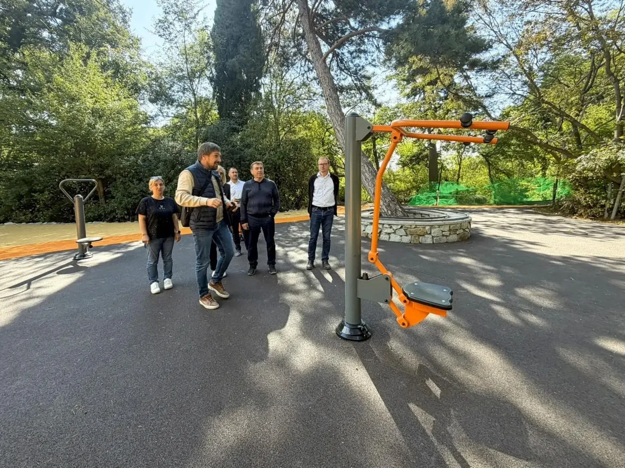 🌳 Парк «Ясная поляна» в Гаспре готов на 75%