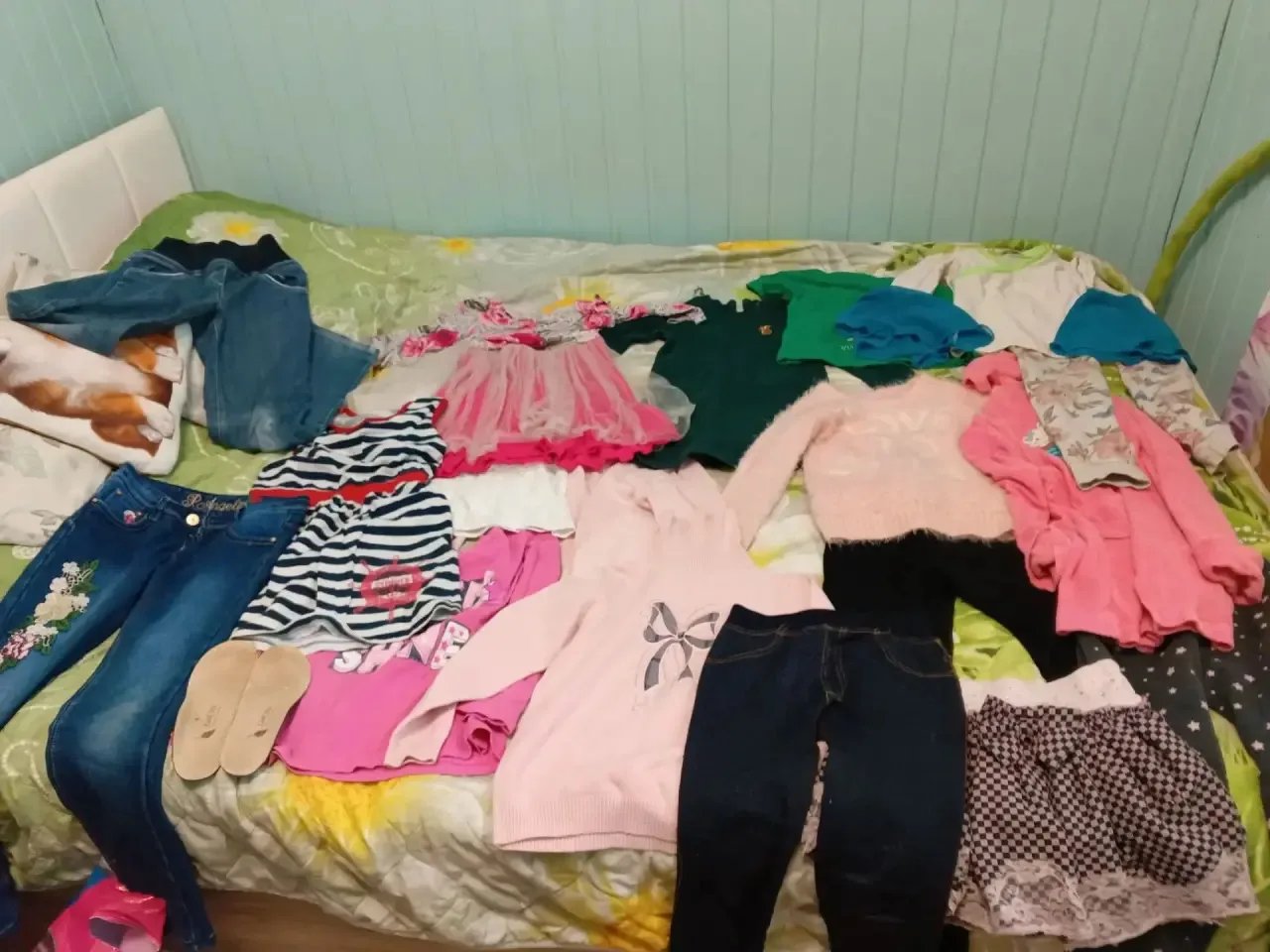 Дором вещи примерно на 6-8 лет в хорошем состоянии, Я в богородское, но пишите договори...