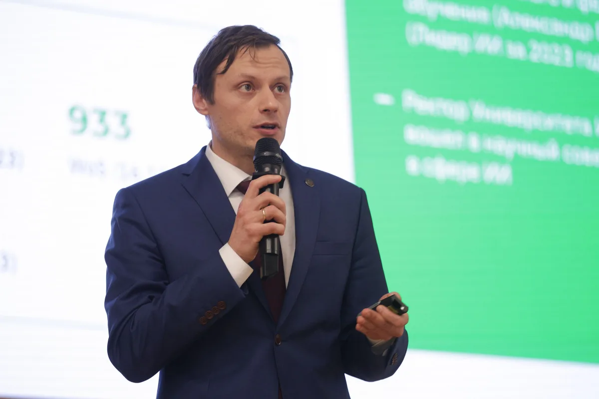 В Татарстане начнут пилотировать новый учебник по информатике – под ИИ отведут 100 страниц